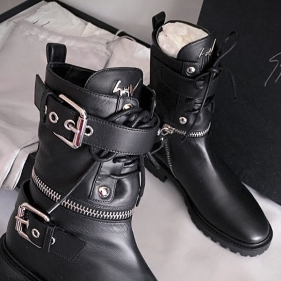 Giuseppe Zanotti Other - giuseppe zanotti NIB dual-function leather boots